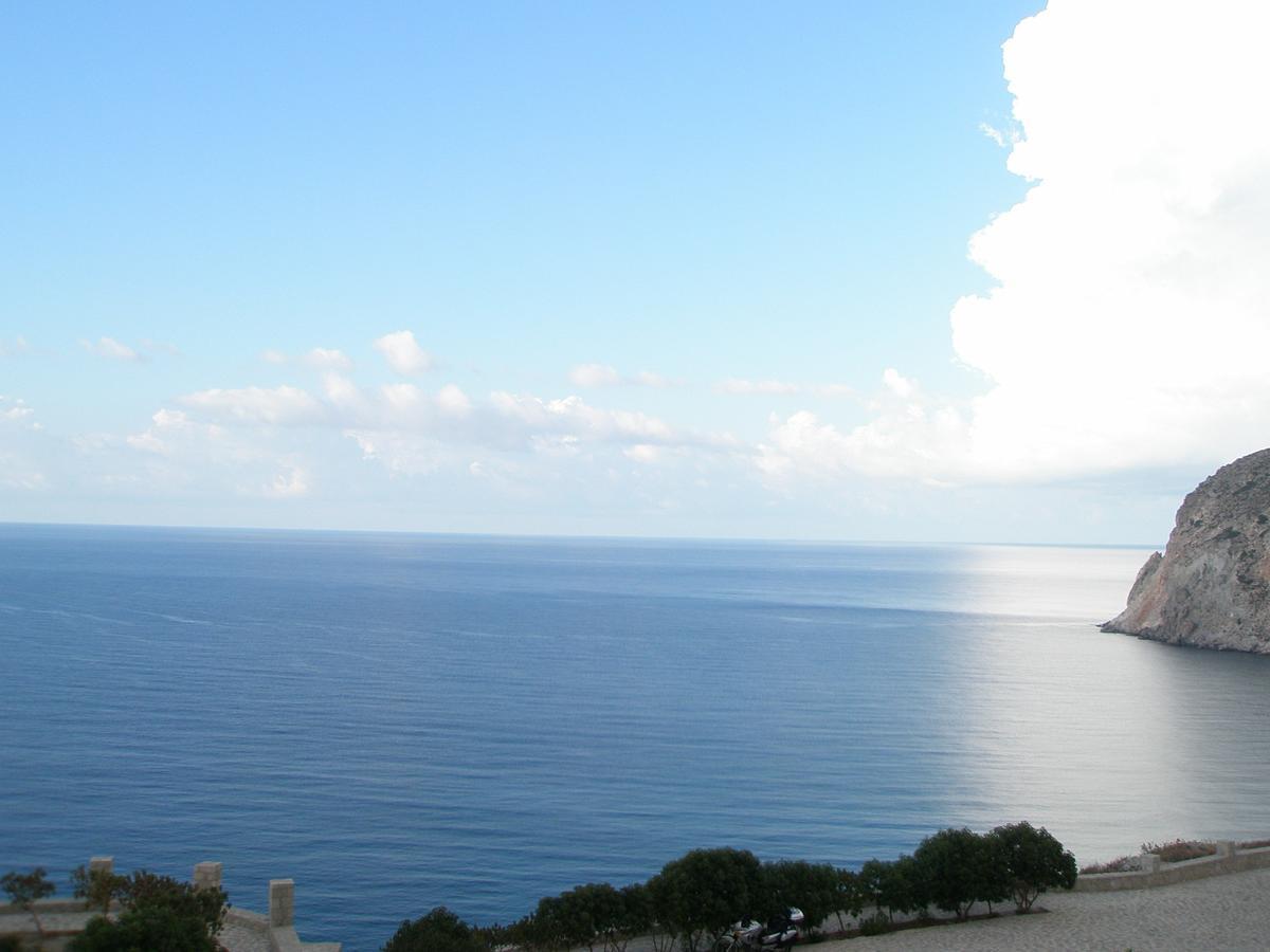 Agia Kiriaki Beach  Psaravolada Hotel Milos المظهر الخارجي الصورة